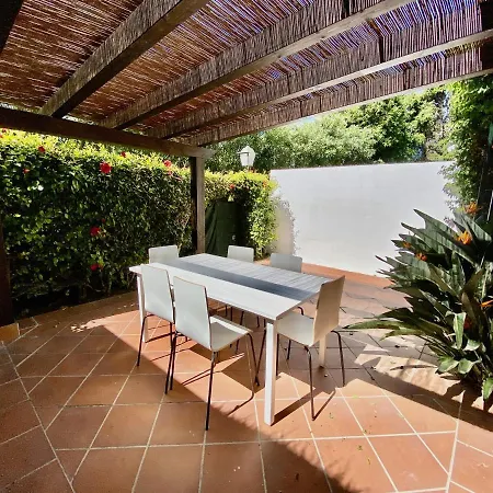 Escape To Serenity - 3 Bedroom Townhouse By The Sea!