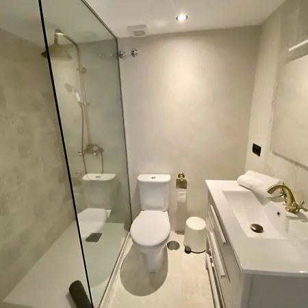 Escape To Serenity - 3 Bedroom Townhouse By The Sea! Hébergement de vacances *