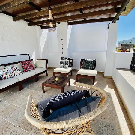 Escape To Serenity - 3 Bedroom Townhouse By The Sea! Marbella