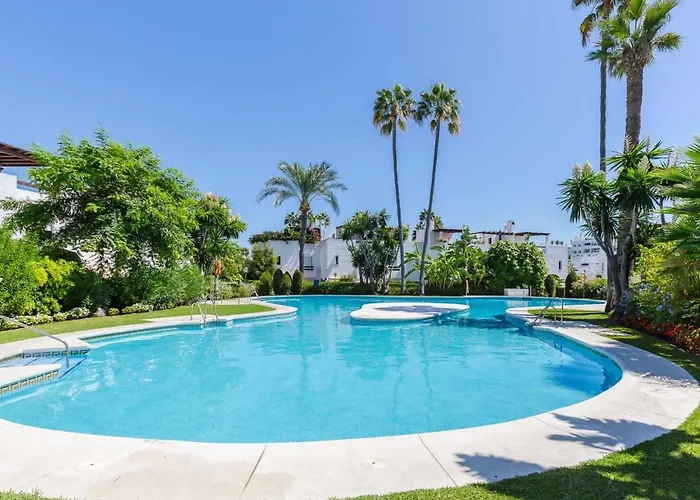 Escape To Serenity - 3 Bedroom Townhouse By The Sea!