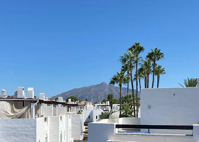 Tatil Evi Escape To Serenity - 3 Bedroom Townhouse By The Sea! *