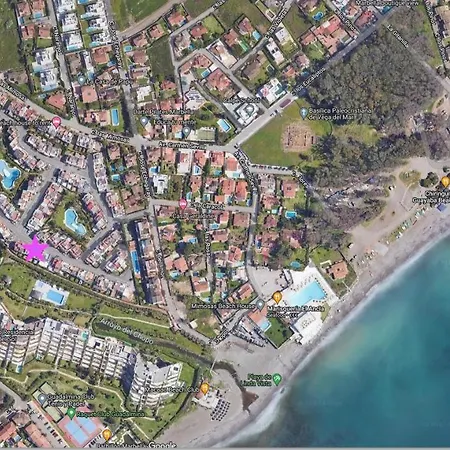 Escape To Serenity - 3 Bedroom Townhouse By The Sea! Vakantiehuis Marbella