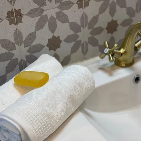 Vakantiehuis Escape To Serenity - 3 Bedroom Townhouse By The Sea! Marbella